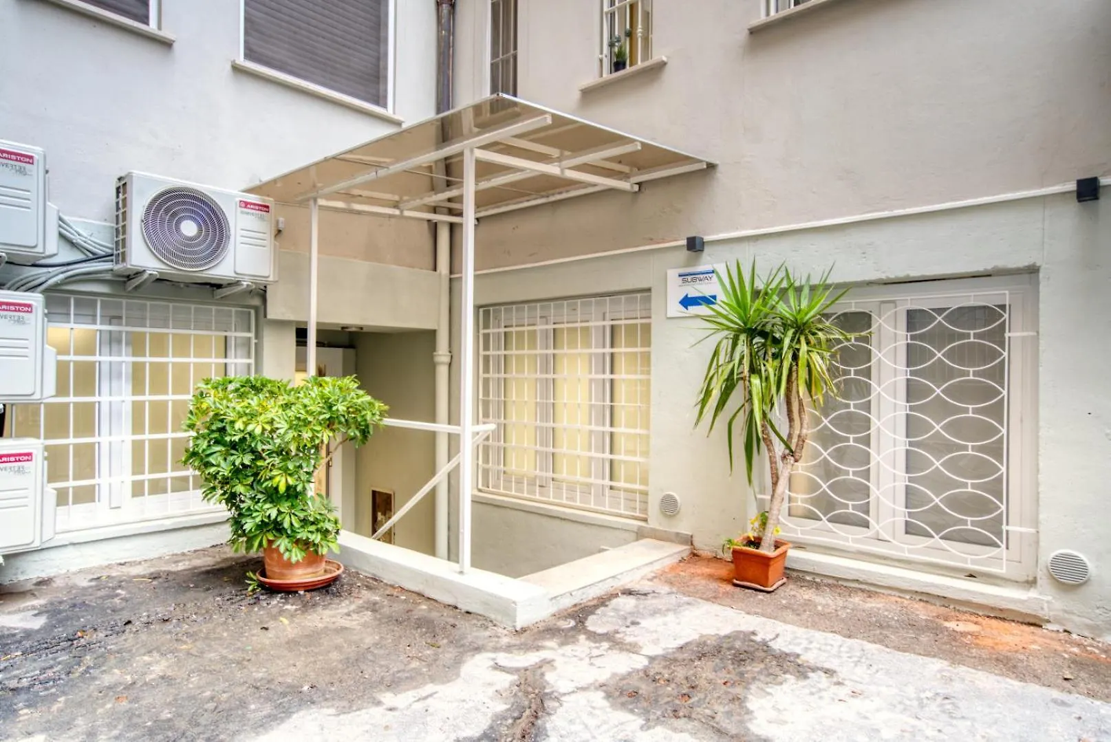 Guest house Italianflat - Subway Milano Hotel Italy