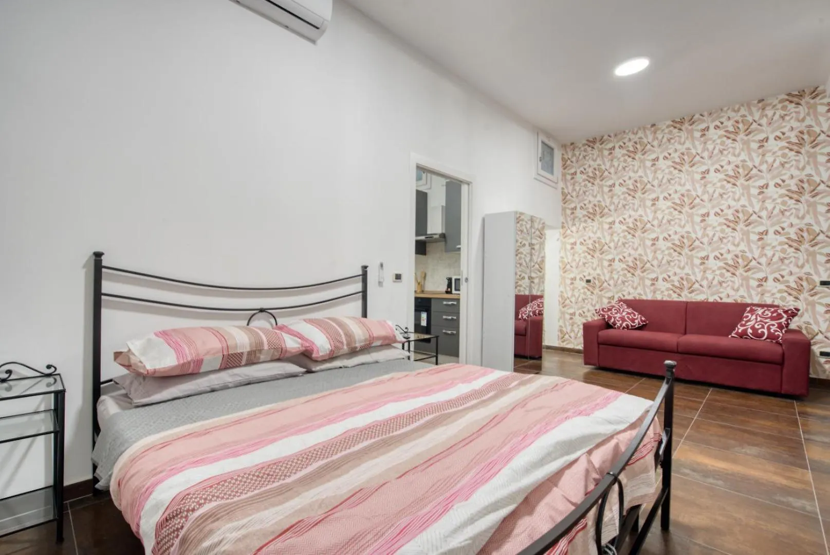 Guest house Italianflat - Subway Milano Hotel